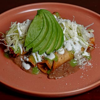 Flautas de Queso o Pollo